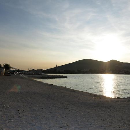 Apartments In Trogir Exterior photo